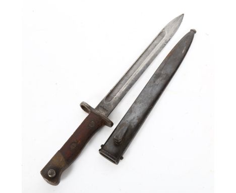 A First World War Period British Army bayonet and scabbard, blade length 25cm 