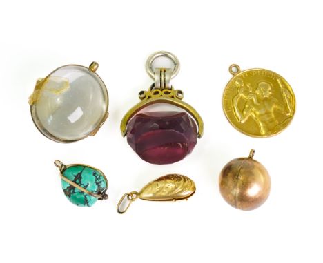A 9CT GOLD ST CHRISTOPHER PENDANT AND FIVE FURTHER ITEMS (6)The St Christopher pendant London 1954, weight 5 grams, also a sm