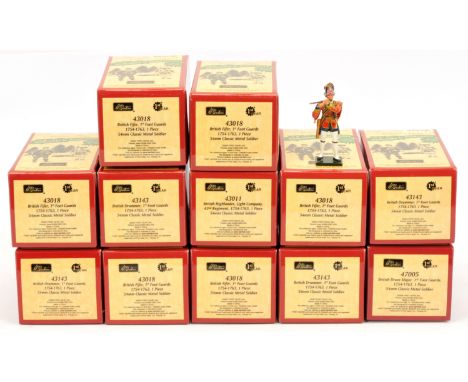 Britains, a boxed group of The French and Indian Wars "Redcoats &amp; Bluecoats" Figures. Includes 43011 British Highlander L