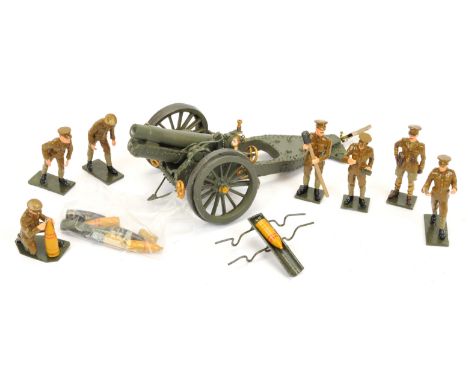 Toy Army Workshop - '26CWT 6" Howitzer, 7 Man Crew with Ammo Carrier'. 54mm scale. Condition generally appears Excellent, con