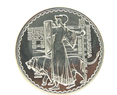 2001 Britannia silver bullion round with CoA. P&amp;P Group 1 (£14+VAT for the first lot and £1+VAT for subsequent lots) 