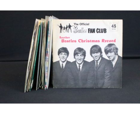 Vinyl - The Beatles 18 singles and 2 Fan Club Flexi to include: Another Beatles Christmas Record (1964 with P/S), The Beatles