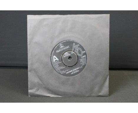 Vinyl - Paul McCartney Temporary Secretary. Original UK one sided promo only 7” single on Parlophone Records R 6039.  Black d
