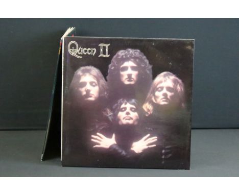 Vinyl - 4 Queen LPs to include Two (EME 767), Sheer Heart Attack (EMC 3061), A Night At The Opera (EMTC 103) The Miracle (PCS