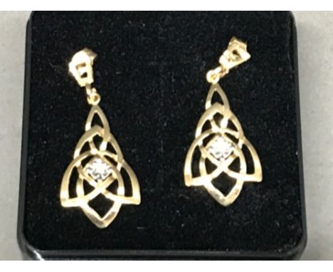 9ct gold Celtic design diamond set earrings 1.1g gross