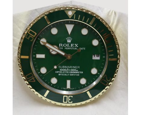 Reproduction Rolex advertising clock - Submariner Hulk with sweeping second hand