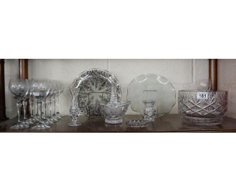 Shelf of glassware to include set of 10 etched glasses