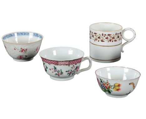 A SMALL GROUP OF ENGLISH 18TH CENTURY PORCELAIN including a Worcester coffee can, 6cm high, and a tea bowl, with embossed dec