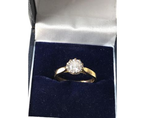 18ct gold diamond ring central diamond 0.30ct  weight 3.3g 