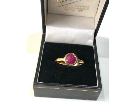 Designer Iliana 18ct gold and burmese ruby solitaire ring ruby 1.5ct  gemstone details burmese round ruby 7 faceted 1.5ct wei