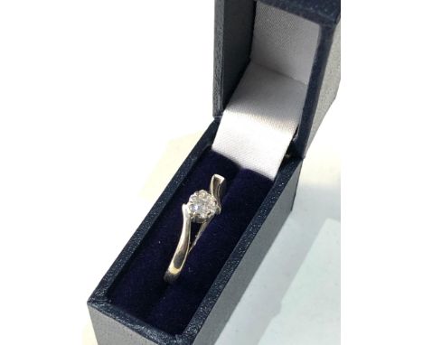 9ct gold diamond ring size n-o weight 2.5g 