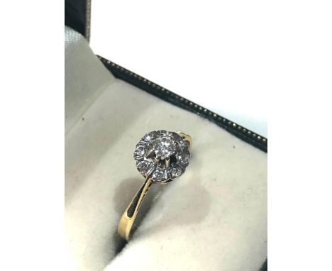 18ct gold diamond cluster ring weight 2.7 