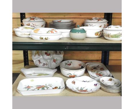 A Royal Worcester Evesham pattern part tea and dinner service, together with other china