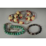 A MIXED BEADED NECKLACE AND BRACELET, (2).