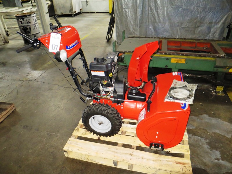 Simplicity 1226L Mdl 1695986 Snow Blower, S/N 2015603109 250cc, 11.5 ft