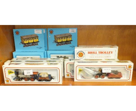 Bachmann, HO Electric Trains: 51124 4-4-0 "Jupiter", 51101 4-4-0 no.119, three Central Pacific Old Time combine coaches, two 