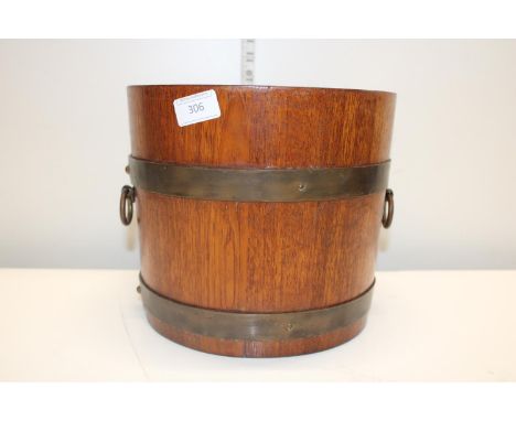 A vintage oak planter 
