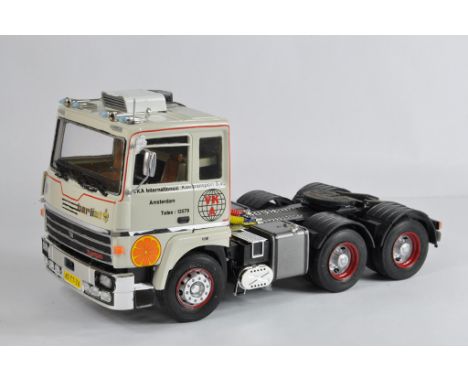 1/24 (24 cm) Scale Precision Series Model Truck - Berliet. Trailer for this unit in next lot. E