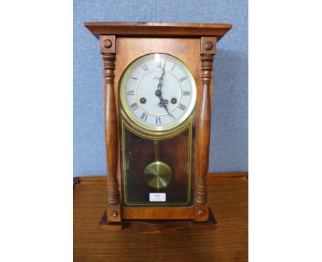 A Lincoln beech 31-day wall clock 