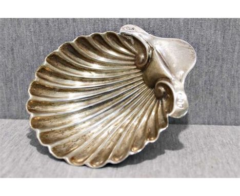 Muschelschale 925er Silber; England; London; 1894; Josiah Williams & Co (George Maudsley Jackson); 58,6g; natürliche Patina -