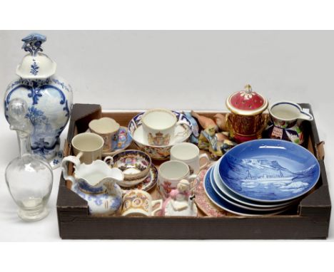 Miscellaneous English and Continental pottery and porcelain, 19th c and later, to include a Delft ware vase and cover, a Gaud
