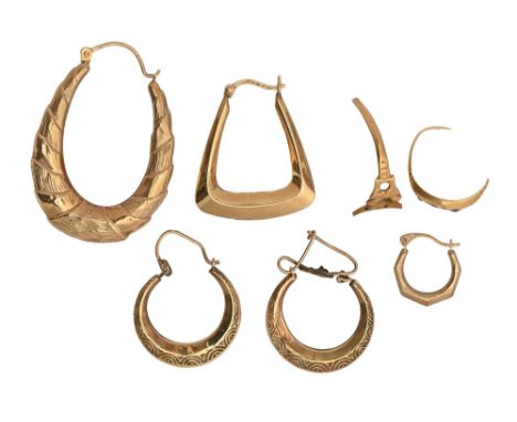 A damaged gem set gold ring, early 20th c, 1.9g and three and a pair of 9ct gold earrings, 4.7g (6)  