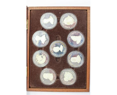 Sterling Silver medals, Queens of the British Isles in presentation box.