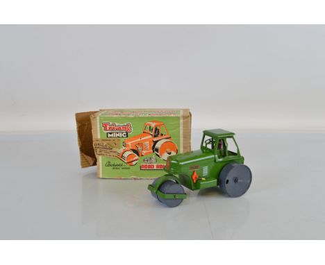 A boxed Tri-ang Minic 218M clockwork Aveling Barford Road Roller in green, VG/E with operational mechanism and original No.3 