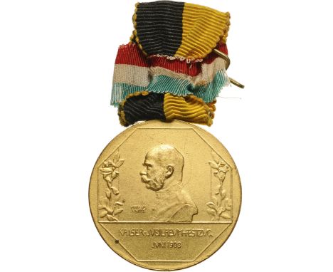 Breast Badge, 34 mm, gilt Bronze, signed "Josef Hev" , maker`s mark "Bruder Schneider Wien" orignal suspension ring and ribbo