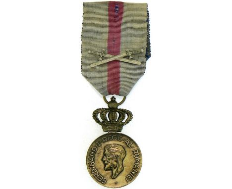 Breast Badge, 31 mm, Bronze, on obverse King Ferdinand I, "small head", on reverse the dates of reign "1914-1927", original r