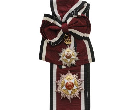 Grand Cross Set, 1st Class, instituted in 1921. Sash Badge, 77x59 mm, partially gilt Silver with brilliant cut rays, hallmark