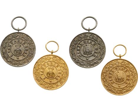 Set 1-2 Classes. Breast Badges, 1st Class, 33 mm, gilt Silver; 2nd Class, 33 mm, Silver, original suspension ring. I R! (2)