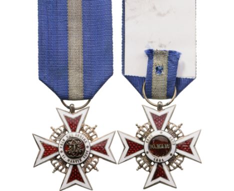 Knight 's Cross, 2nd Model (1938), for Civil. Breast Badge, 40 mm, Silver, both sides red enameled, obverse medallion with ci