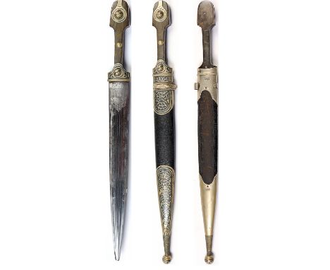 Superb handmade dagger, steel blade engraved, wood and leather scabbard with silver and enamel ornaments, the grip made in wo