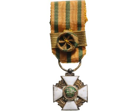 Grand Cross Miniature, from 1841. Breast Badge, 22 mm, Silver gilt, enameled, central medallions gilt, enameled, reverse cent