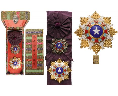 1st Class (Grand Cross) Set. Sash Badge, 73.5 mm, gilt Silver, centre gilt silver, enameled, reverse struck with square mark 