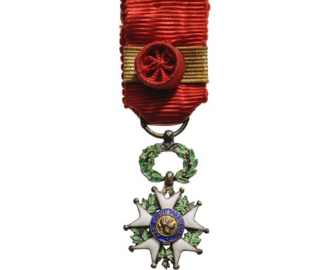 Grand Cross Miniature, 4th Republic (1940-1959), 1st Class. Breast Badge, 27x19 mm, Silver gilt, hallmarked, enameled, centra