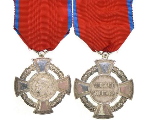 Breast Badge, 36 mm, Silver, original suspension ring and military virtue ribbon. A cross in mint state. I