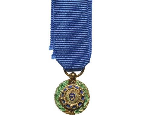 Miniature of the badge of the Order, 13x12 mm, gilt Silver, enameled, with preciously engraved details, original suspension r