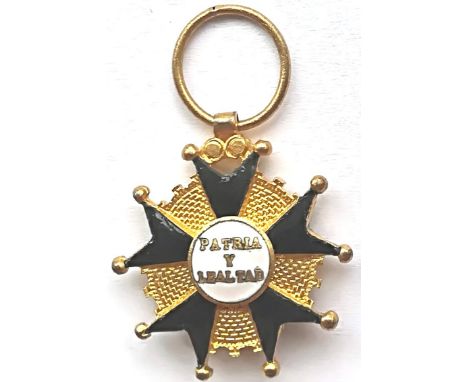 Breast Badge, 20 mm, gilt Bronze, both sides enameled, both central medallions gilt bronze, enameled, original suspension rin