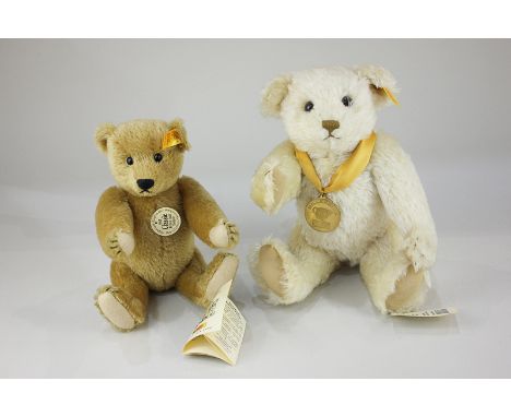 A Steiff mohair millennium teddy bear and a Steiff 1905 classic teddy bear