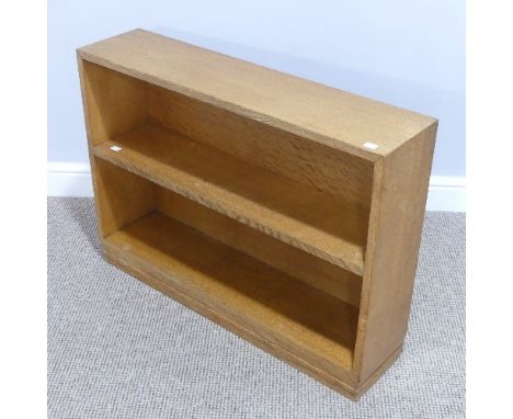 A vintage light oak Open Bookcase, of small proportions, W 84cm x H 61cm x D 20cm.