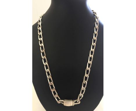 A heavy 925 Mexican silver 22inch curb link chain.  Approx weight 102g.