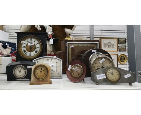 Assortment of mantel clocks to include pewter mantel clock
