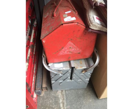 2 TOOL BOXES