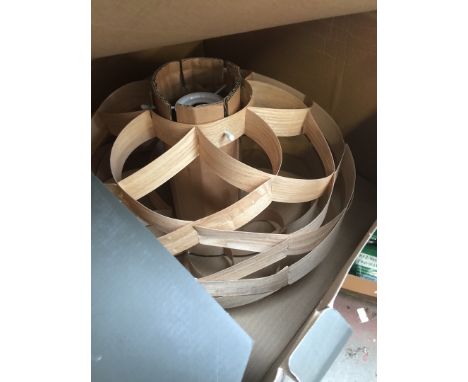 A WOOD VENEER PENDANT LIGHT SHADE