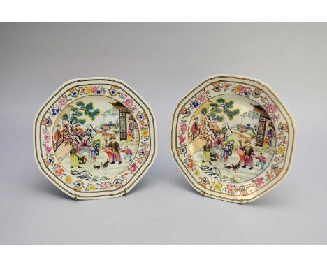 A nicely decorated pair of Spode 'Stone China' octagonal platescirca 1816featuring a Chinese-style scene of numerous figures 