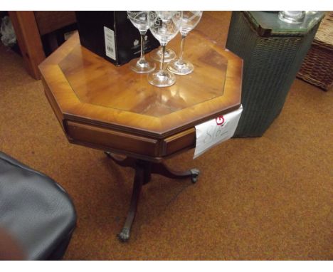 Octagonal wine table 