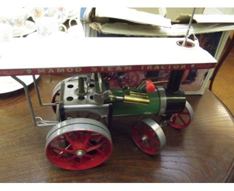 Mamod Steam Tractor, very good condition, worn box 