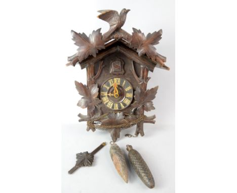 20th Century Black Forest style carved oak cuckoo clock  36 cm 